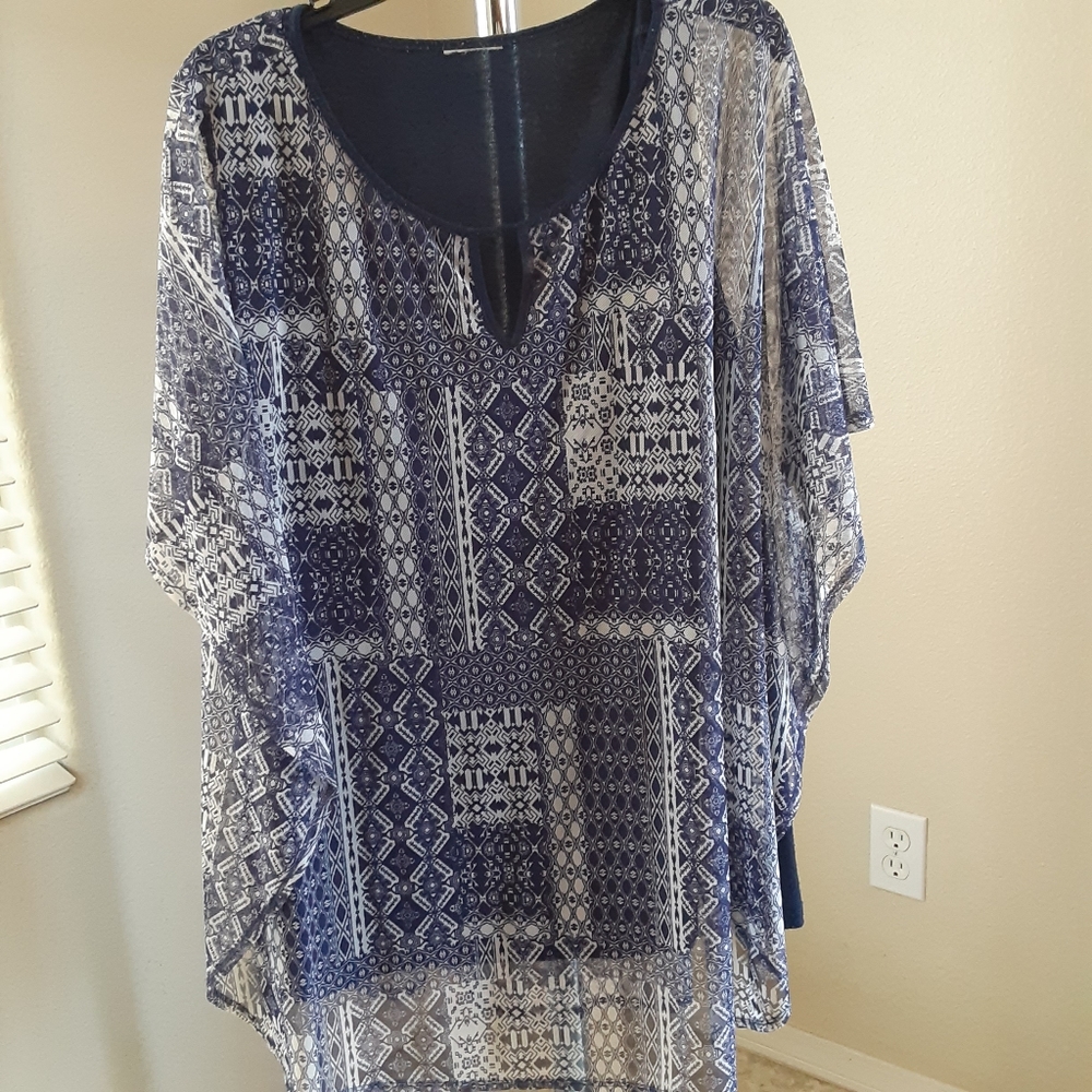 Avenue blouse size 22/24